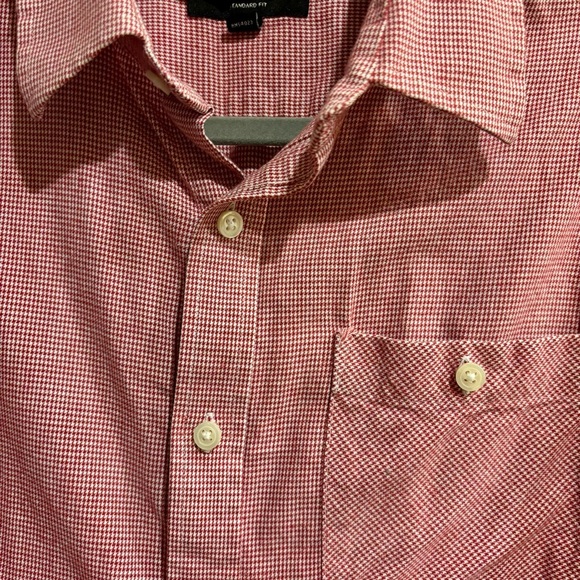 Banana Republic Red Checkered Button-Down Shirt size L - Picture 4 of 5